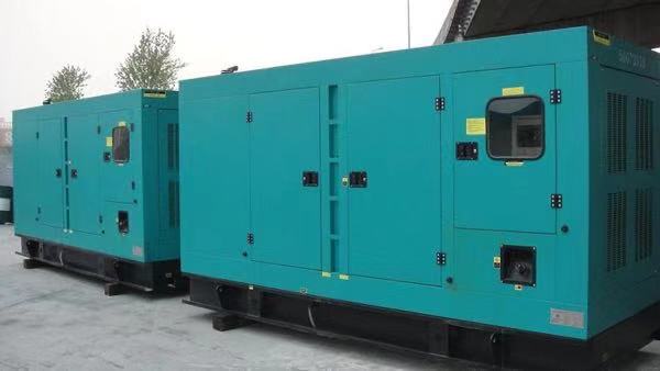 武冈康明斯400kw大型柴油二手发电机组